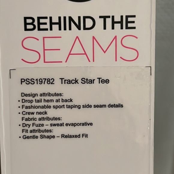 Shape activewear plus size track star top - Picture 5 of 5